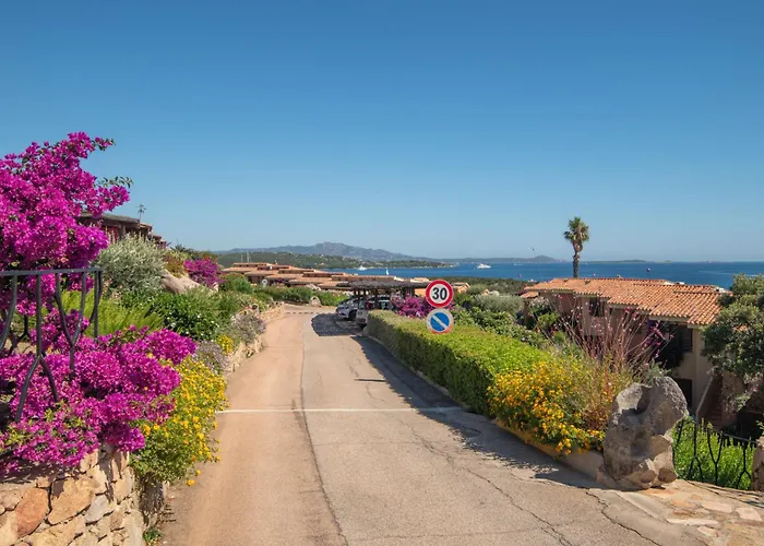 Daire Mono 0-8-m Marineledda By Interhome Golfo Aranci