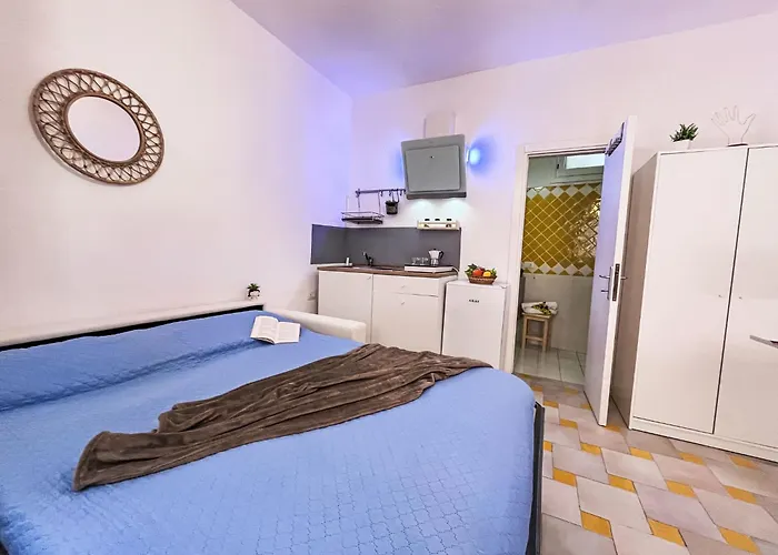 Daire Mono 0-8-m Marineledda By Interhome